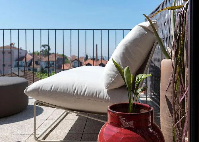 Boavista Penthouse W/ 2 Balconies & Ac By Lovelystay Порту