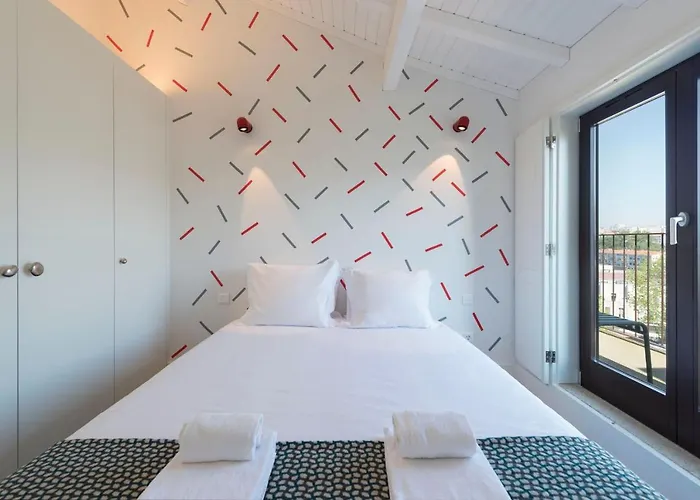 Boavista Penthouse W/ 2 Balconies & Ac By Lovelystay Порту