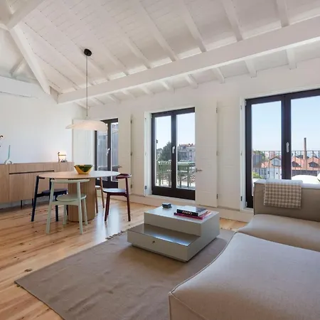 Boavista Penthouse W/ 2 Balconies & Ac By Lovelystay 公寓 波尔图