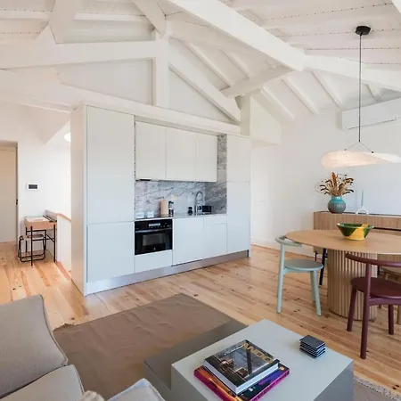 Boavista Penthouse W/ 2 Balconies & Ac By Lovelystay