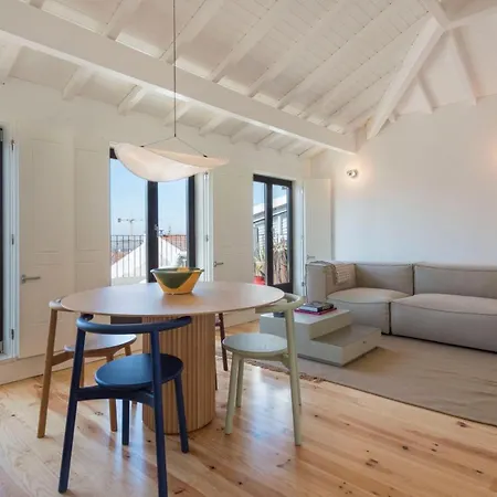 公寓 Boavista Penthouse W/ 2 Balconies & Ac By Lovelystay 波尔图