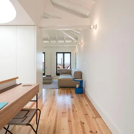 Boavista Penthouse W/ 2 Balconies & Ac By Lovelystay 公寓 波尔图
