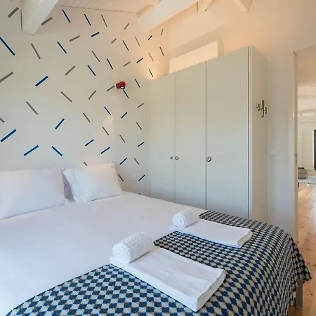 Appartamento Boavista Penthouse W/ 2 Balconies & Ac By Lovelystay Oporto